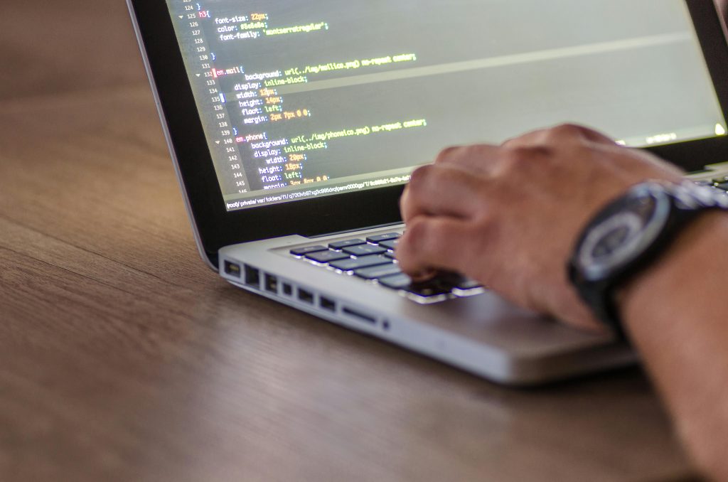 Developer comparing Flutter and React Native frameworks